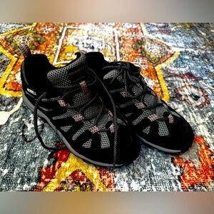 Merrell Women's Alverstone 2 Waterproof Hiking Shoe